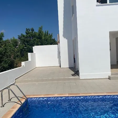 Contemporary 3 Bedroom Villa With A Private Pool Outside Paphos Villa *